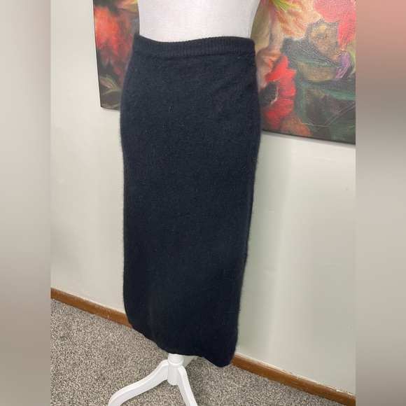 J.P. VAL Black Lambwool Agora Eyelash Maxi Pencil Knit Skirt Sz Small Soft Cozy - Picture 2 of 7